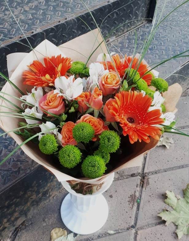 Букет цветов из: Герберы, Хризантемы, Альстромерии и Розы в Новоивановской