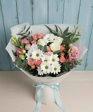 Букет цветов из:  Розы, Лизиантусы и Хризантемы #REPLACE_PRED# Новоивановской