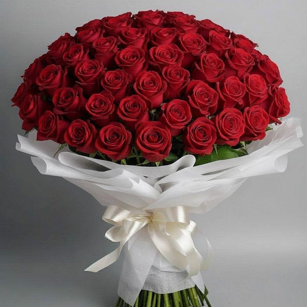 Букет 101 Красная роза Блэк Мэджик в Новоивановской