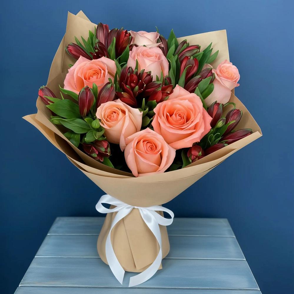 Букет цветов из: Розы и Альстромерии в Новоивановской