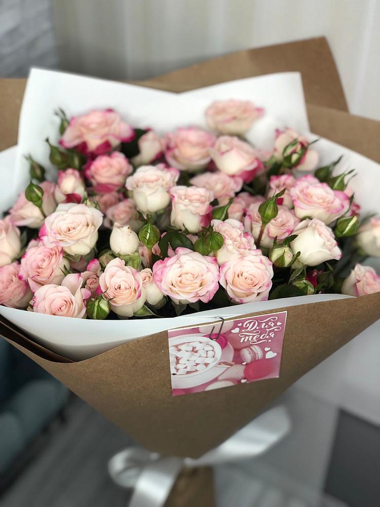 Букет цветов из: Розы в Новоивановской