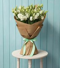 Букет цветов из:  Лизиантусы в Новоивановской