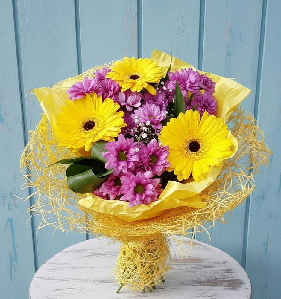 Букет цветов из: Хризантемы и Герберы в Новоивановской
