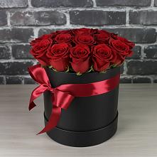 Цветочная композиция из Розы в шляпной коробке в Новоивановской