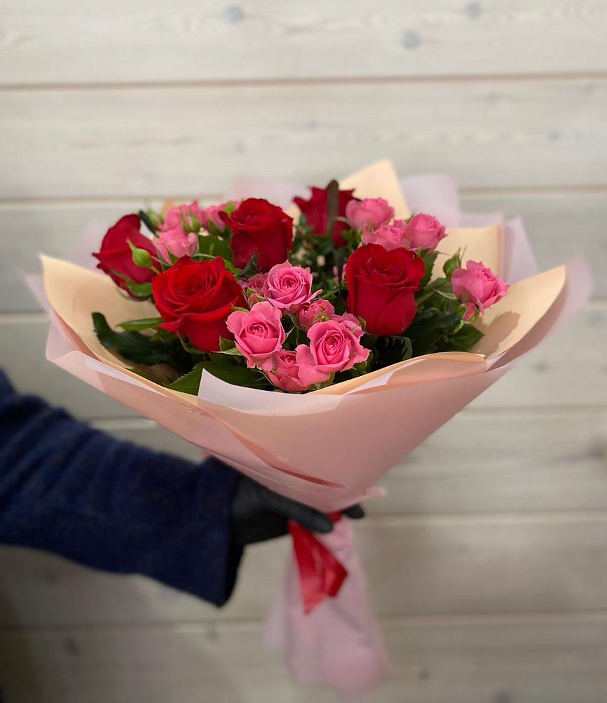Букет цветов из: Розы в Новоивановской