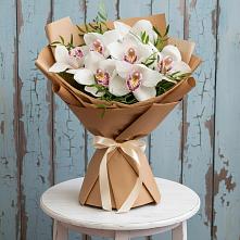 Букет цветов из:  Орхидеи и Розы #REPLACE_PRED# Новоивановской